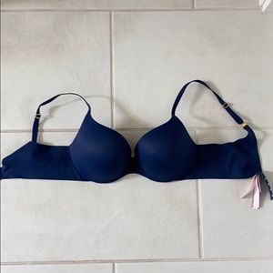 Victoria’s Secret Incredible Bra 34C